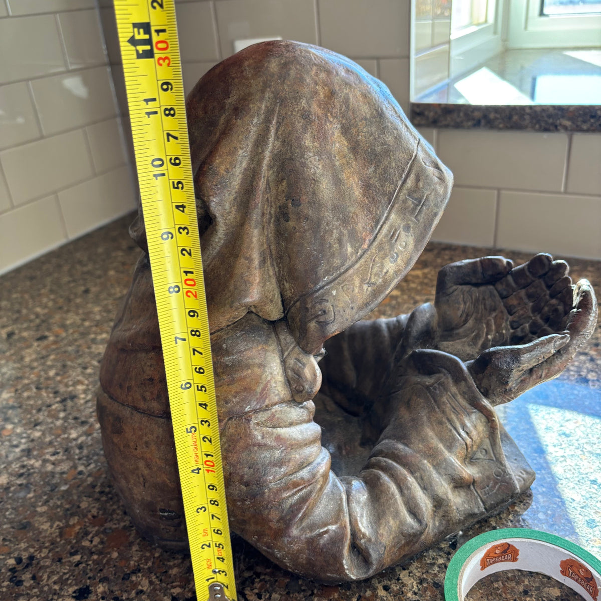 R144 Aurelien Carlier sculpture (very heavy)
