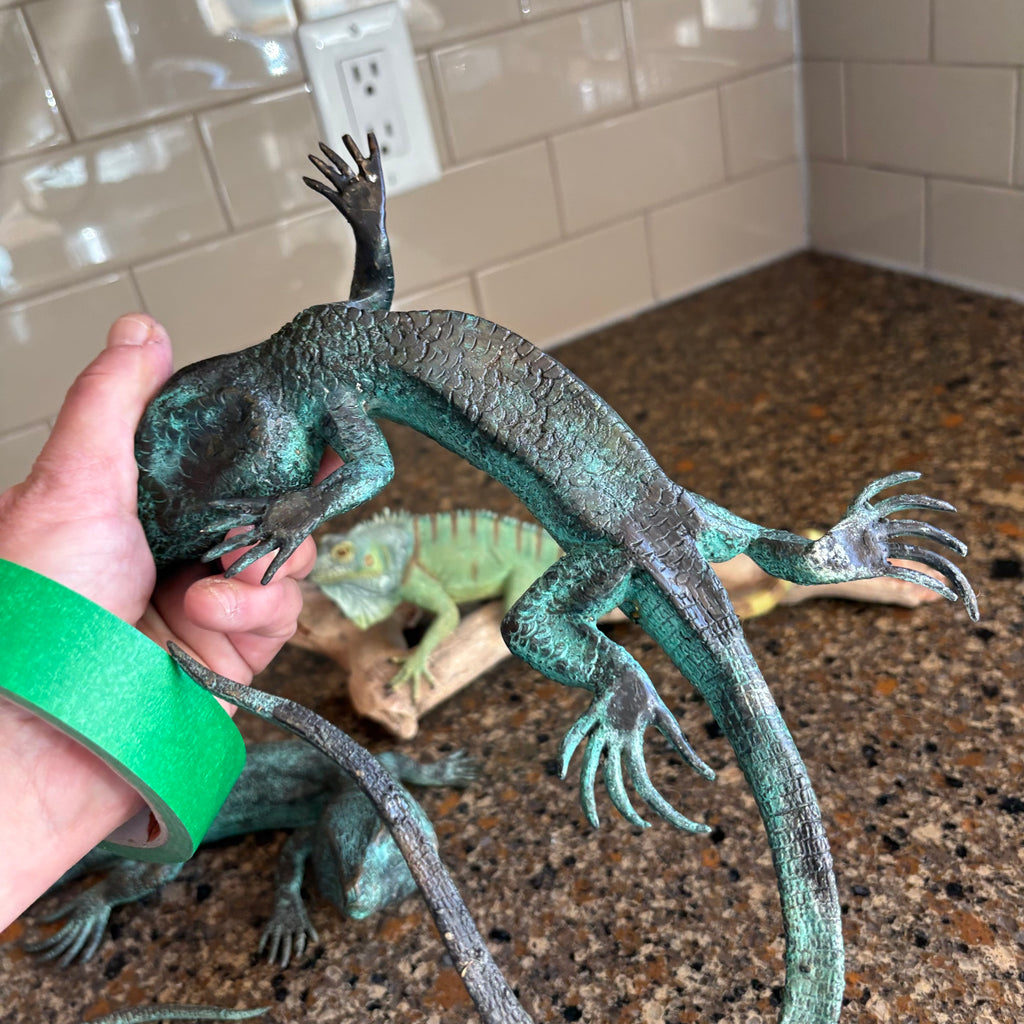 R146 Lizard Figurines Grouping