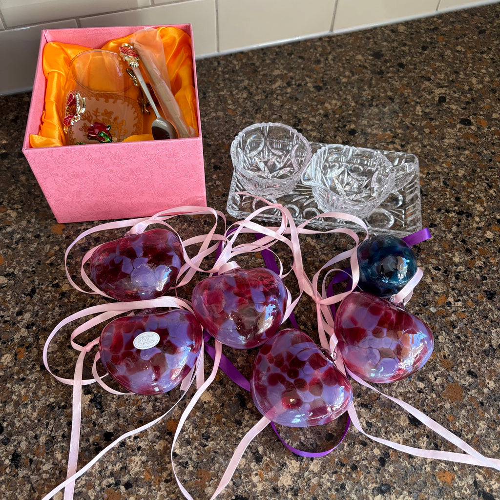 R147 Glass Ornament Grouping