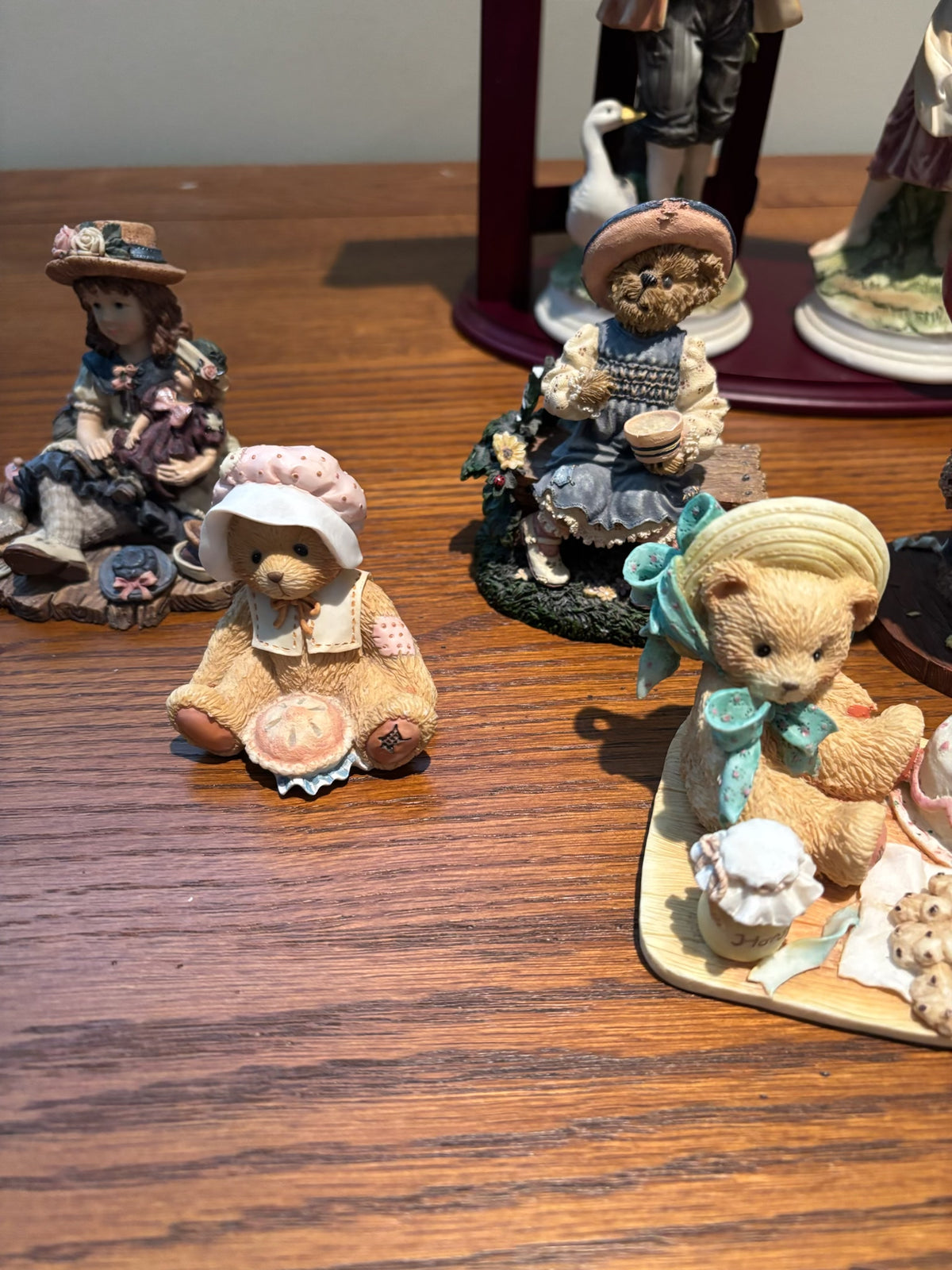 R222 Boyds Yesterdays Child Dollstone Collection figurines
