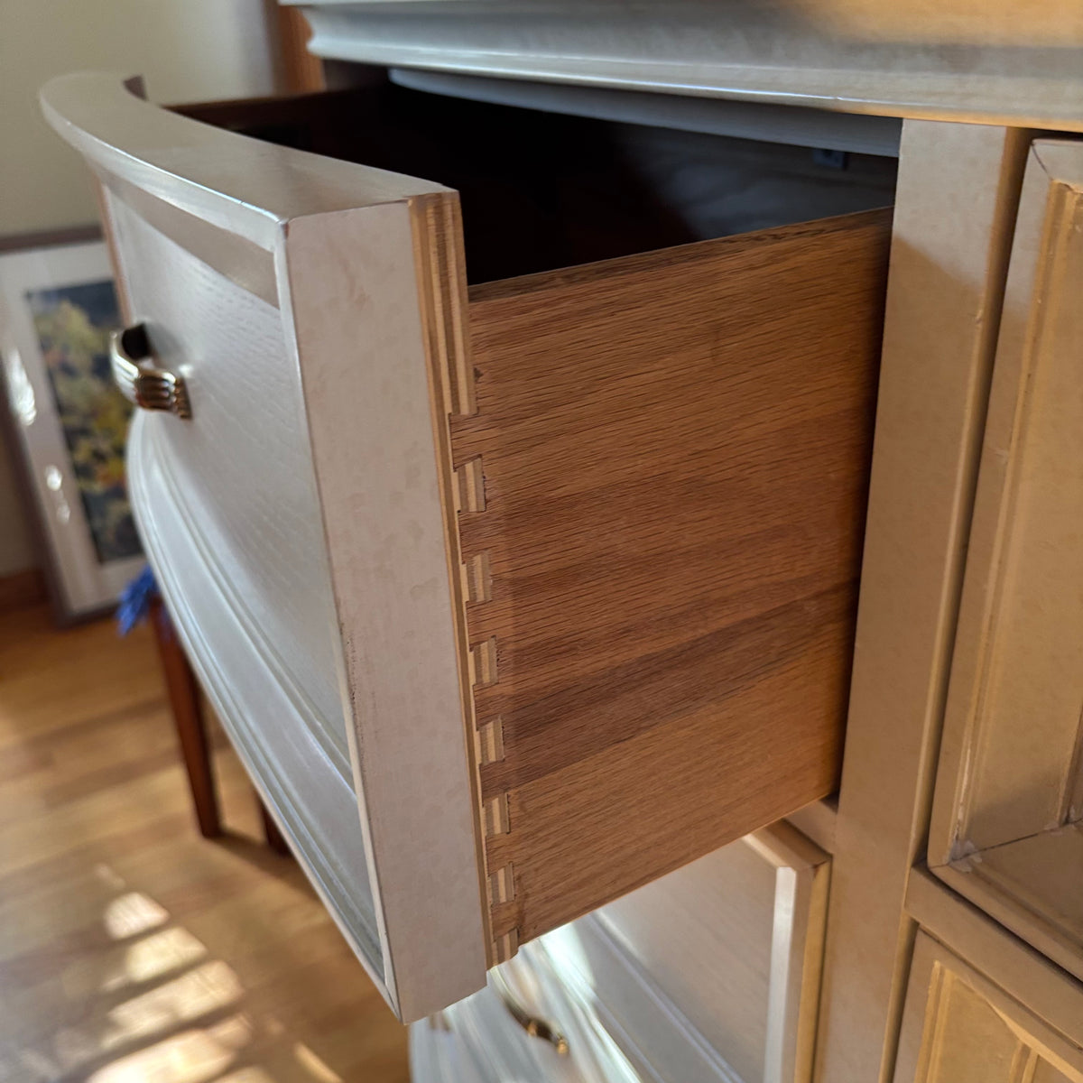 R153 Century off white wooden curved 8 drawer dresser (45" high and 22" deep) ***very heavy