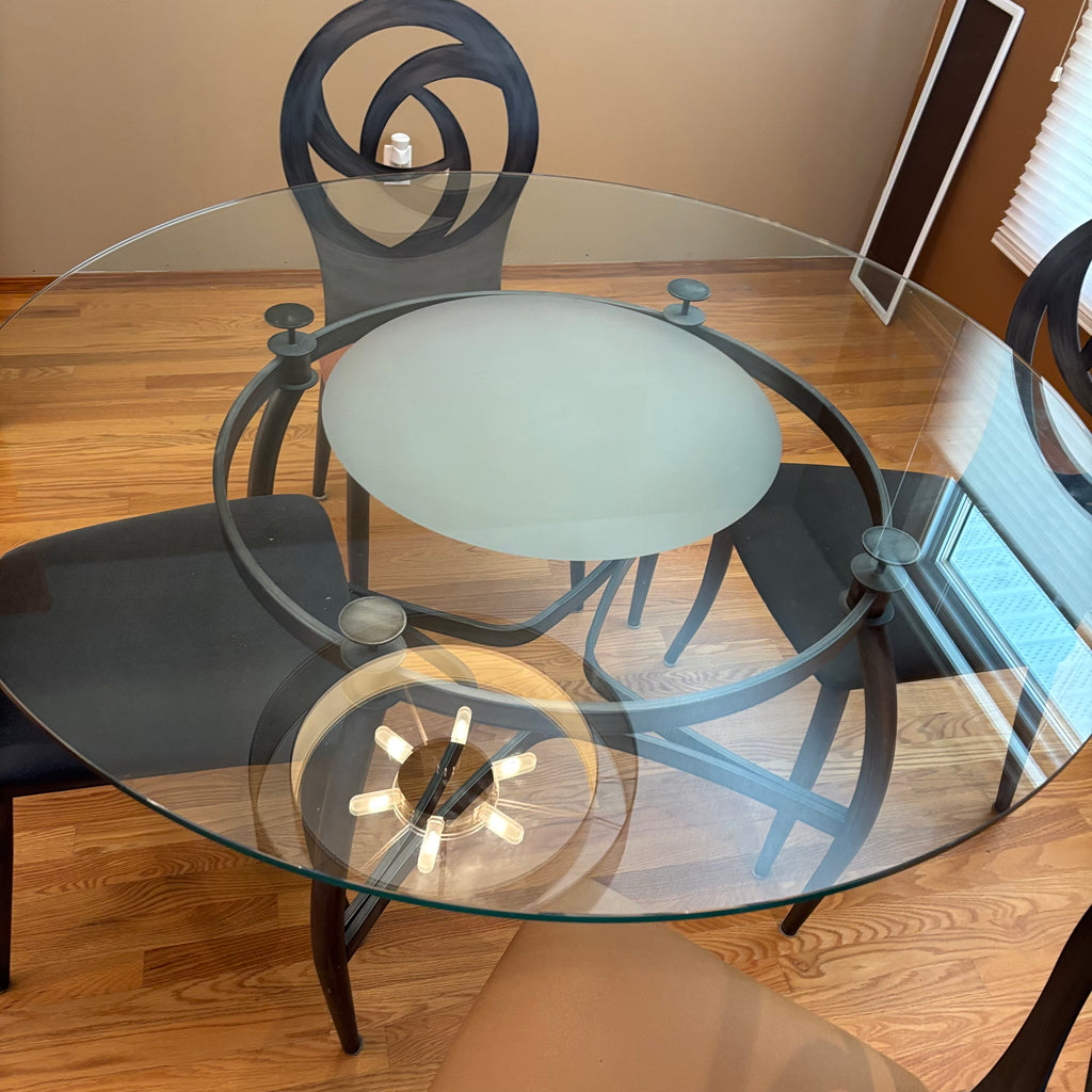 R156A Contemporary Cut Steel Framed table with 4 chairs