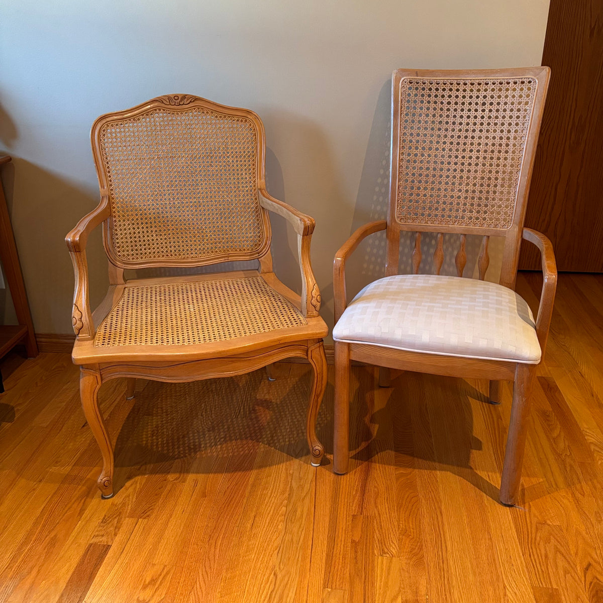 R156B Set of 2 light wooden with rattan vintage chairs