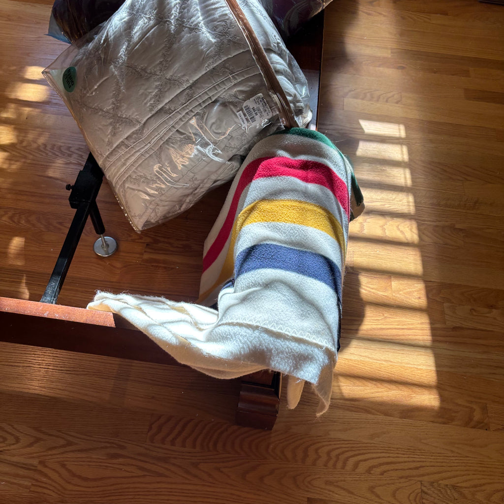 R168  Linen Grouping