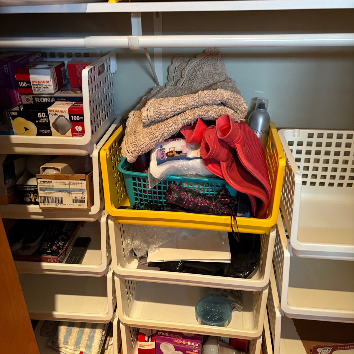 R175 Closet Contents Grouping (stacking bins, linens and sooooo much more)