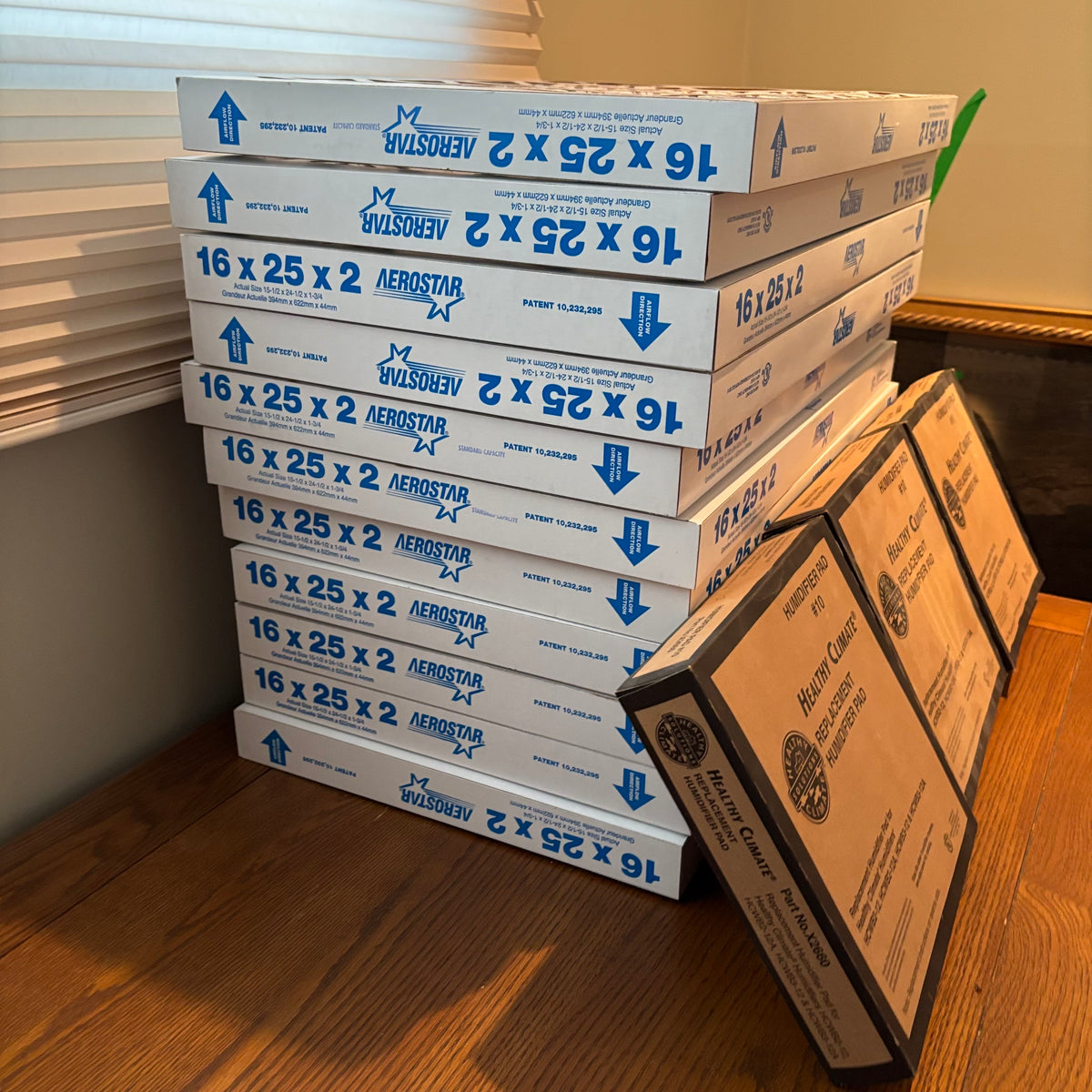 R180 Humidifier and Furnace Filter Grouping (3 aerostar humidifier pads and 11 furnace filters(16 x 25 x 2)