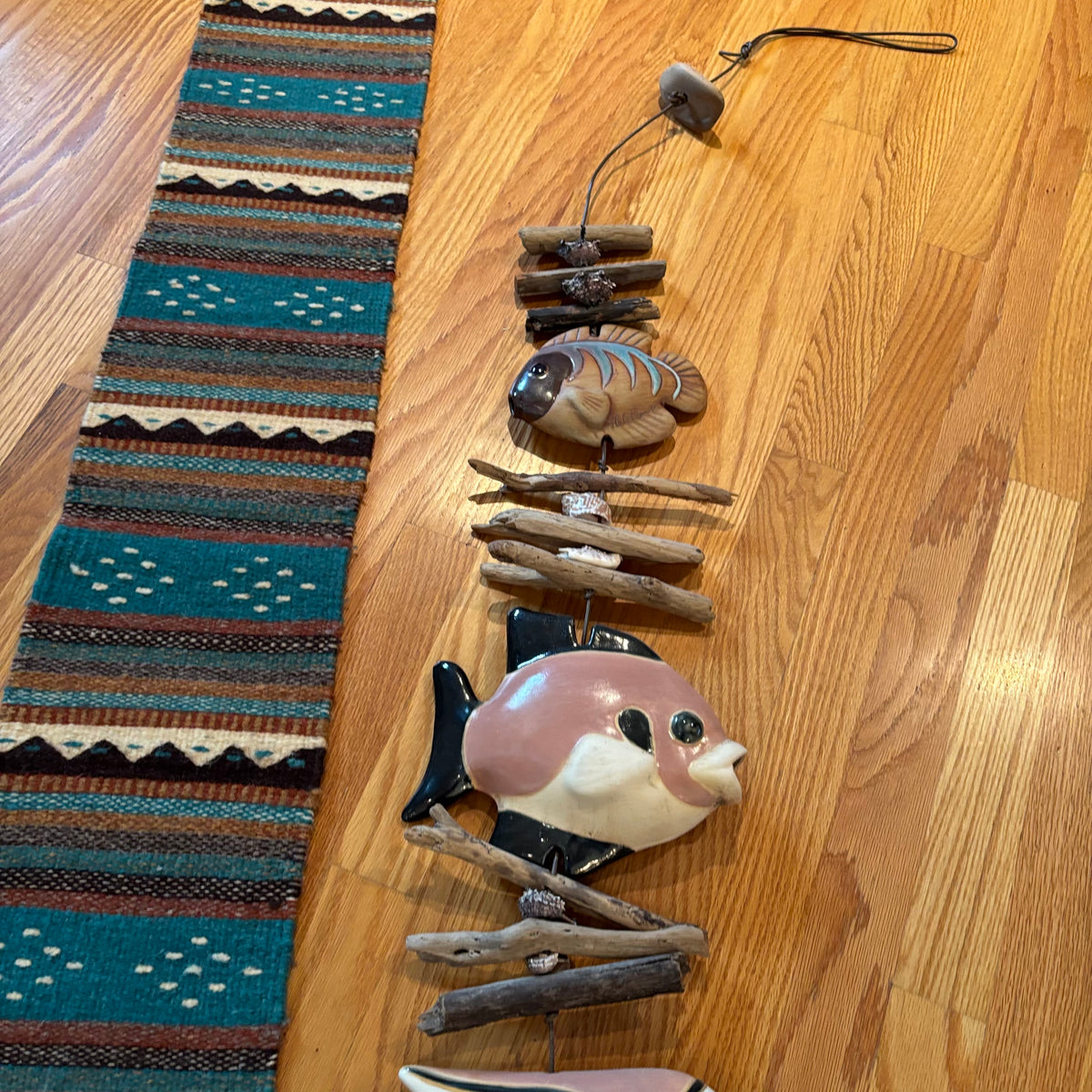 R185 Home Decor Grouping (woven hanging runner and decorative hanging fish)
