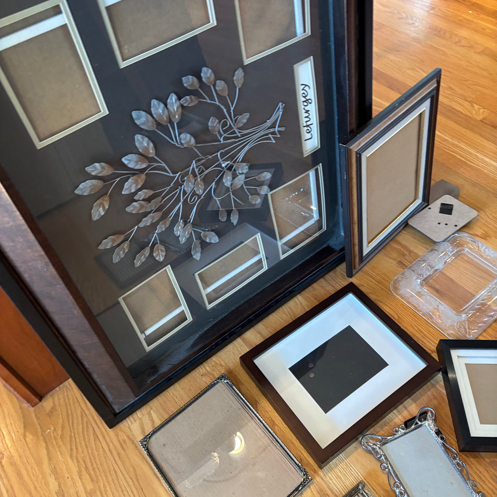 R188 Picture Frame Grouping