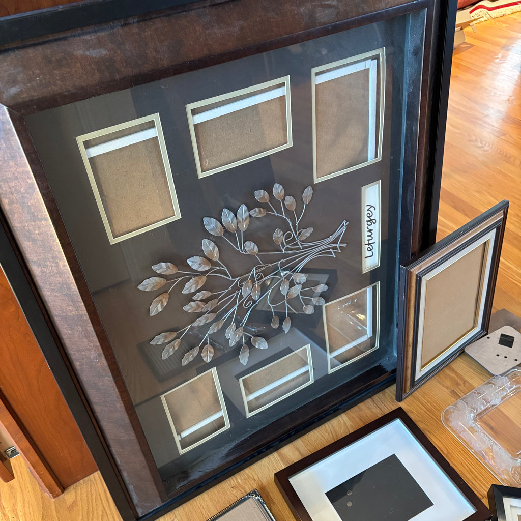 R188 Picture Frame Grouping