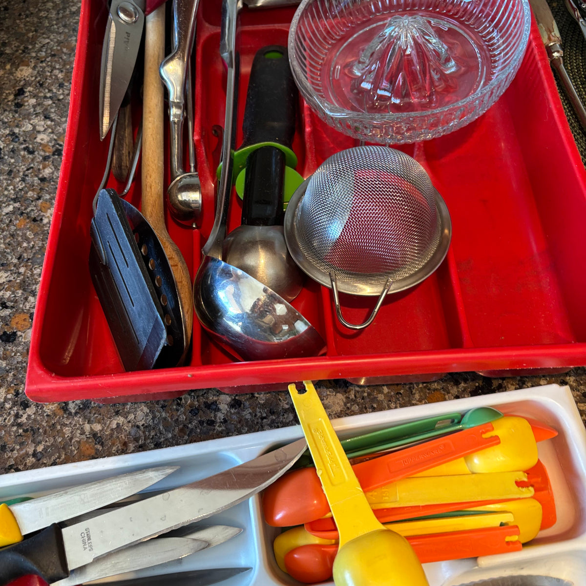 R190 Kitchen Grouping (knives and more)