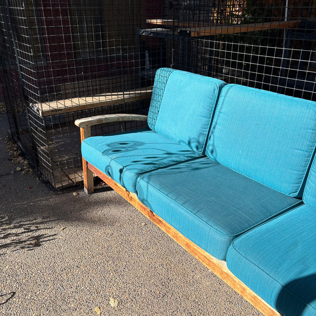 R199 Three seat outdoor teak framed sofa