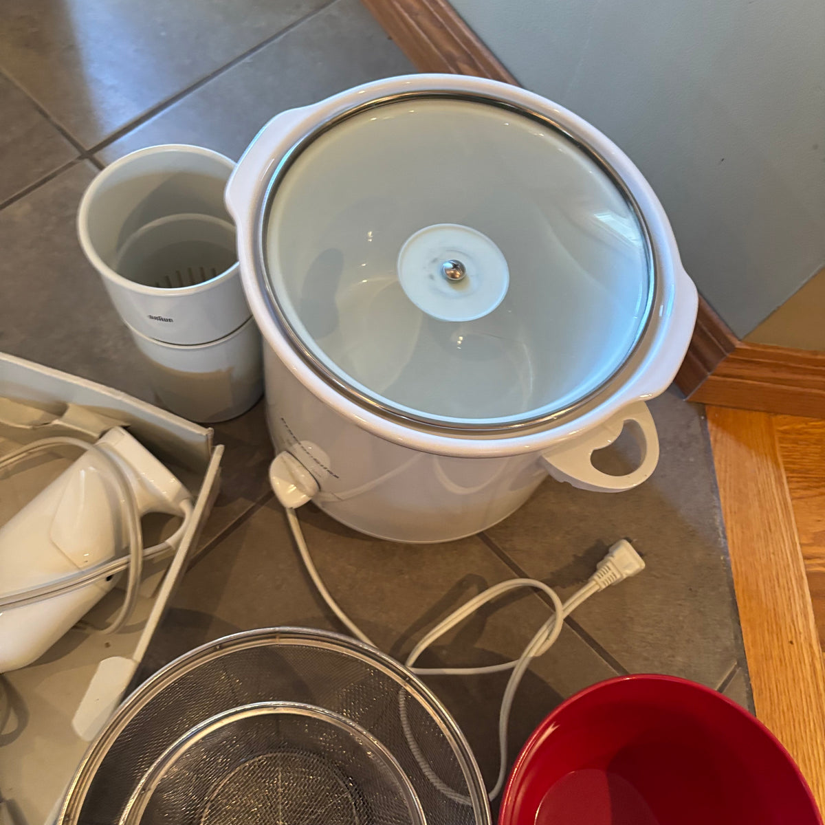 R303 Kitchen Grouping (crock pot and more)