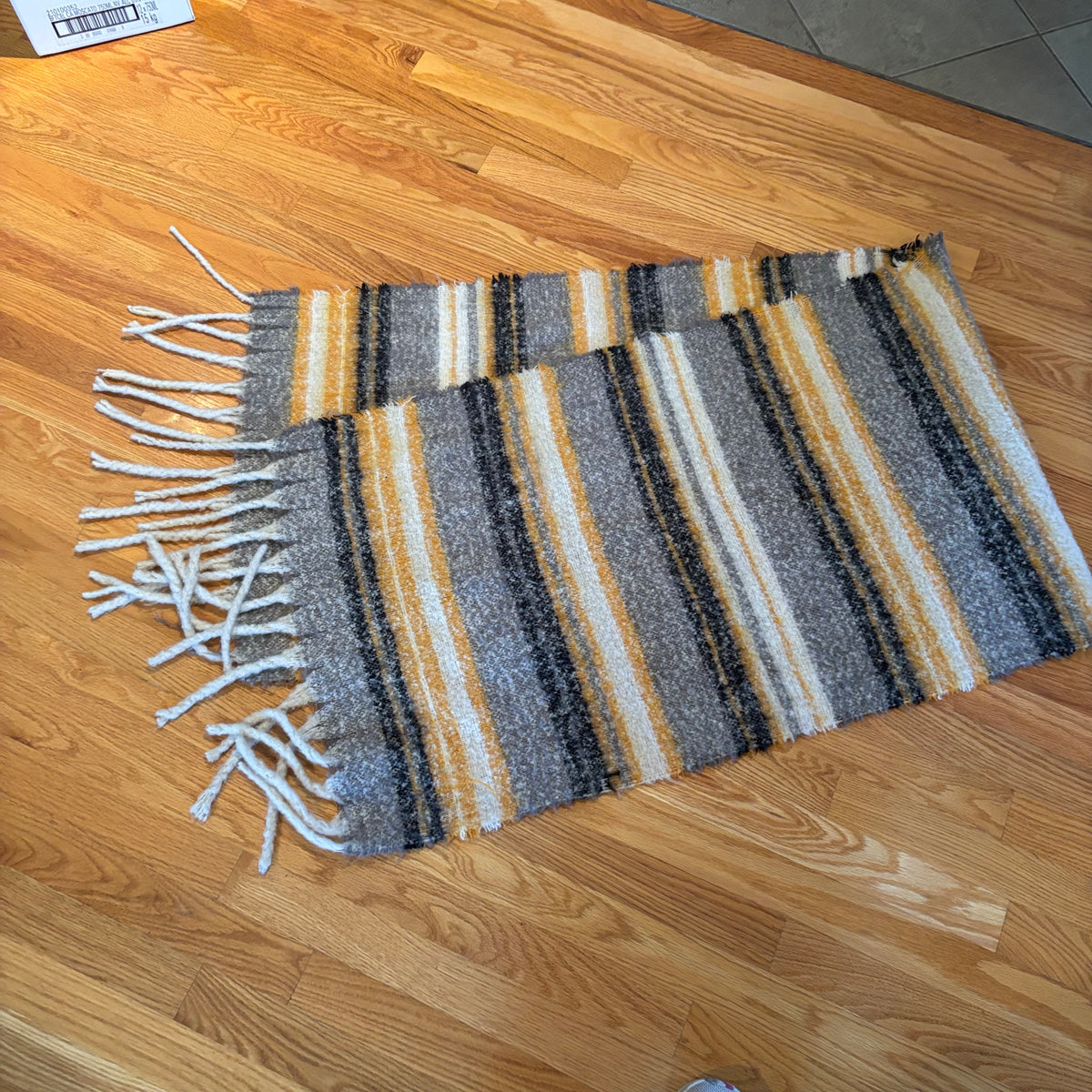R305 Long striped wool scarf