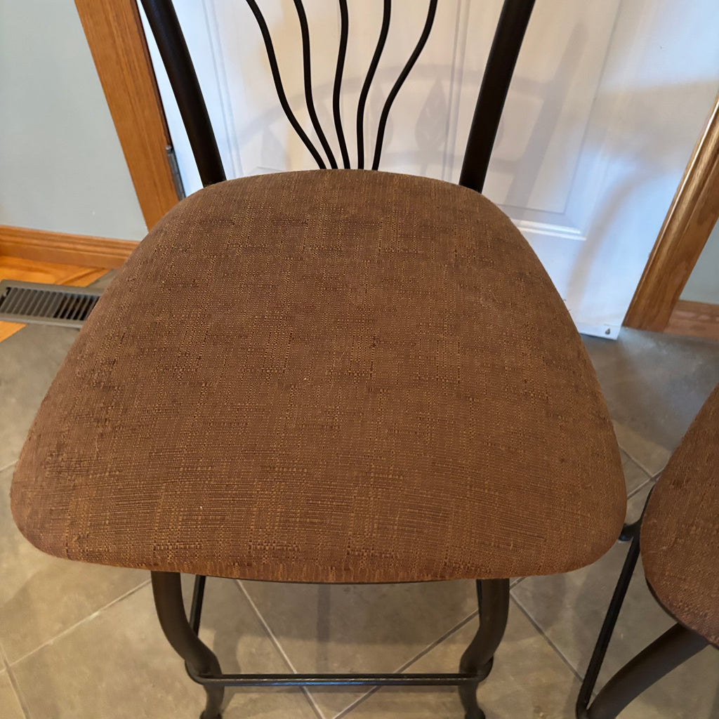R308 Set of 2 metal countertop height chairs with upholstered seats