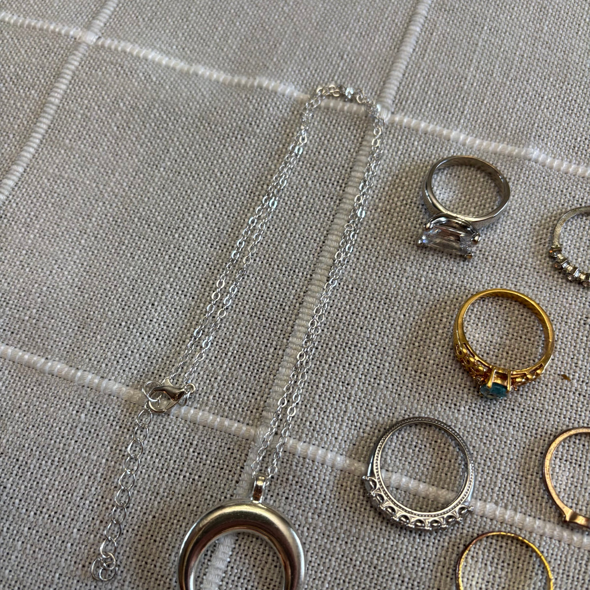R312 Fashion Jewellery Grouping