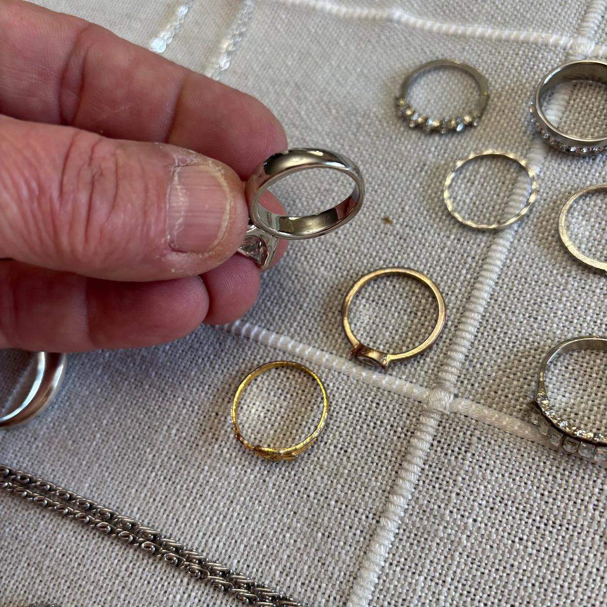 R312 Fashion Jewellery Grouping