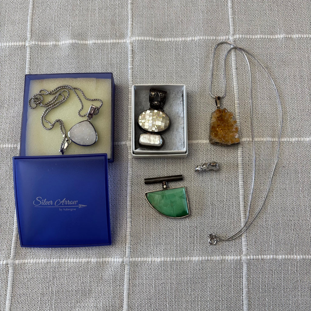 R315 Silver Jewelry Grouping (necklaces with pendants)