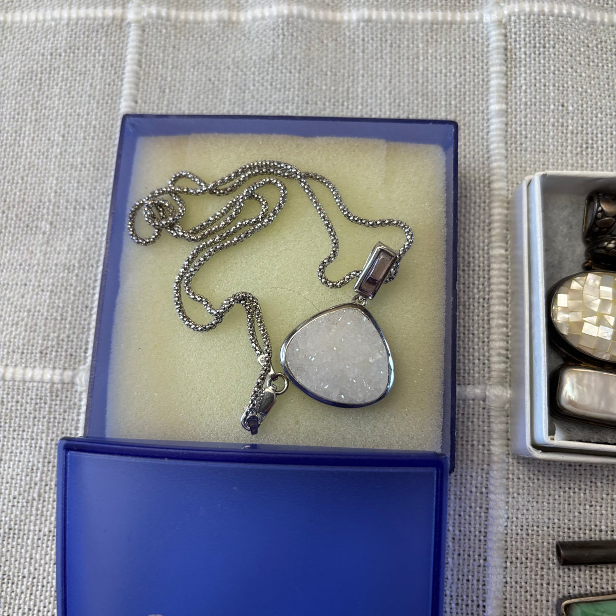 R315 Silver Jewelry Grouping (necklaces with pendants)