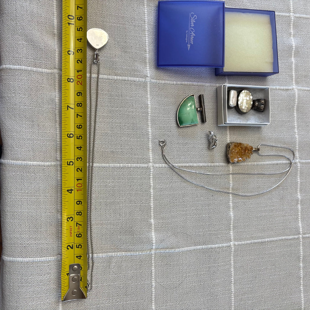 R315 Silver Jewelry Grouping (necklaces with pendants)