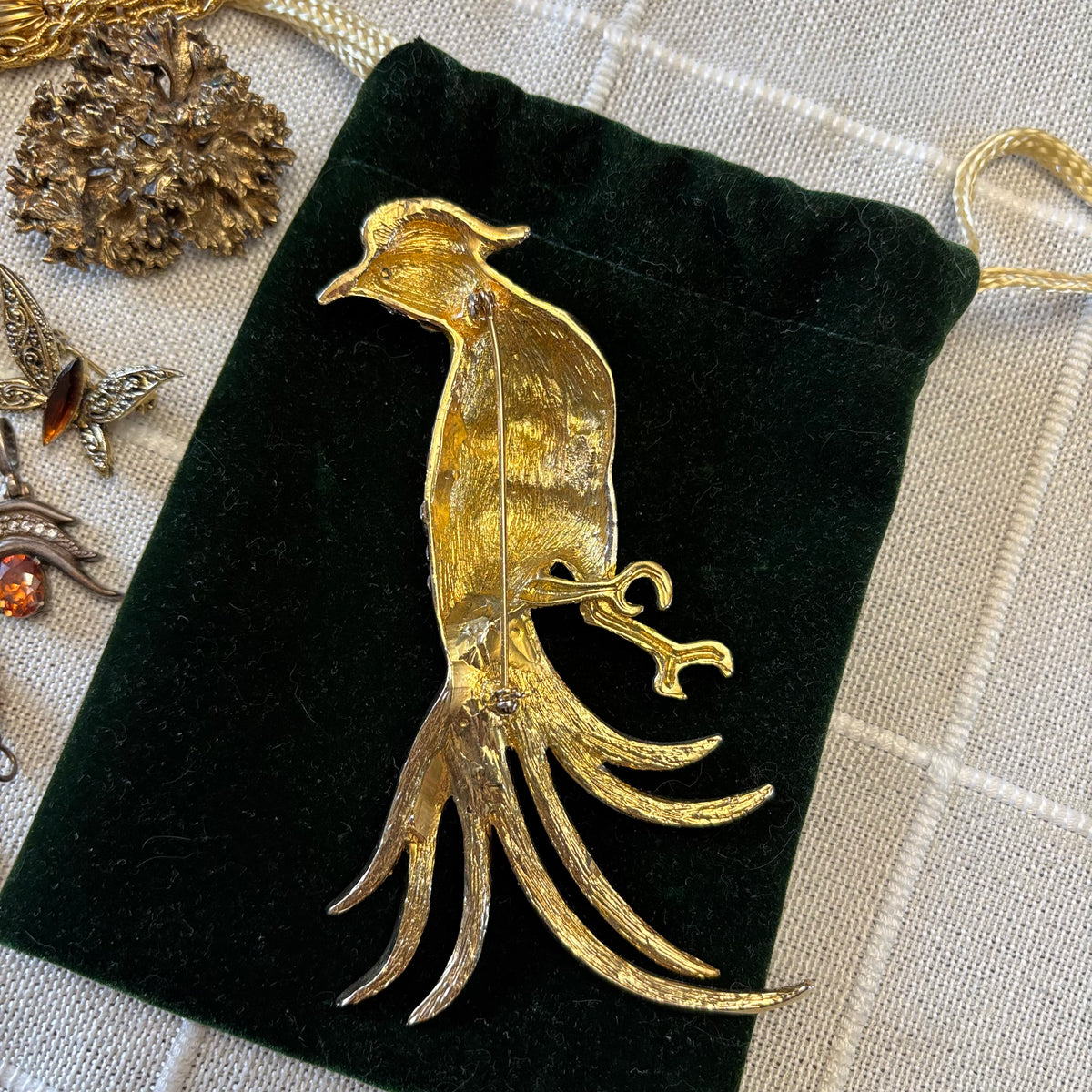 R317 Vintage Fashion Jewelry Grouping (Peacock pin and more)