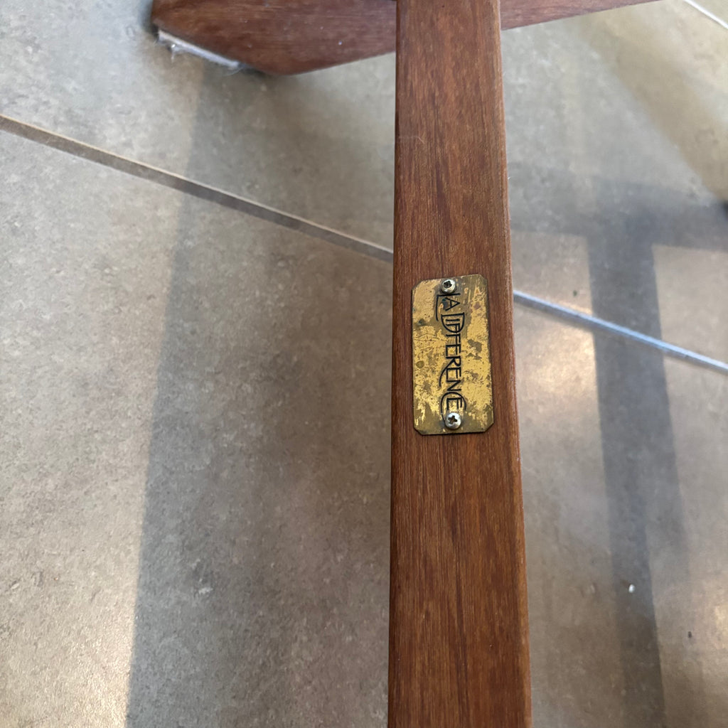 R110 VINTAGE TEAK FRAMED MAGAZINE STAND AND FOLDING CHAIR