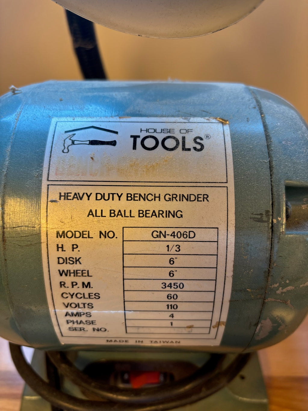 D223 House of Tools heavy duty bench grinder with two grinding pads