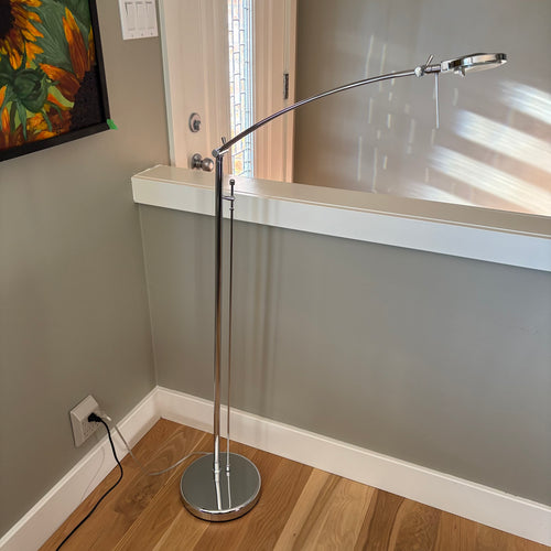 D101 Chrome floor lamp
