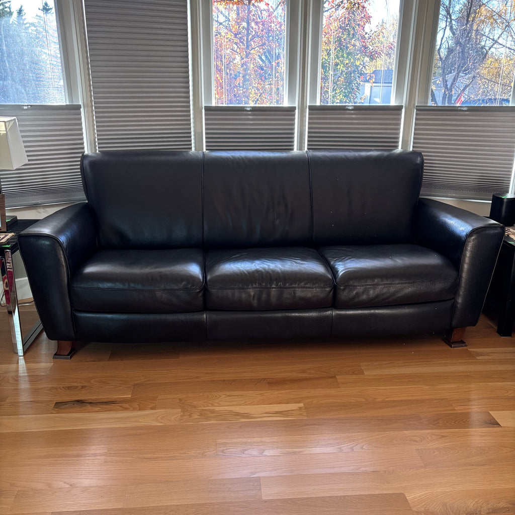 D103 Natuzzi Editions black leather couch