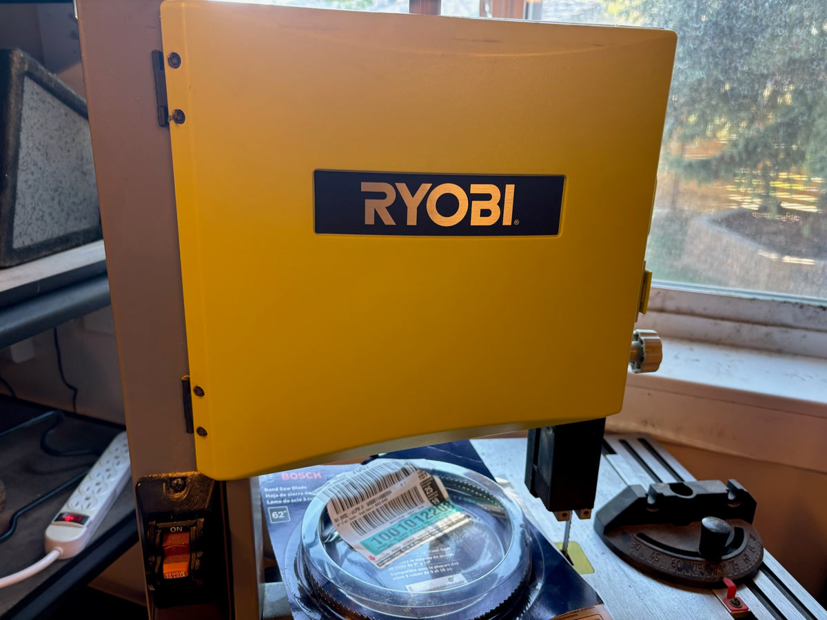 D226 Ryobi 9” Bandsaw