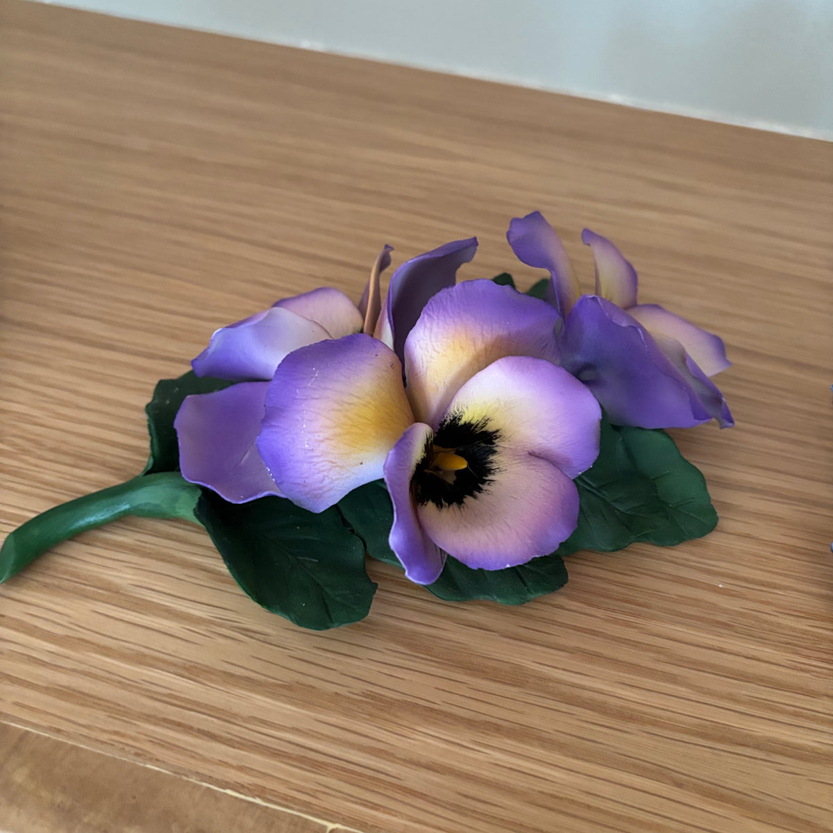 D107 Set of 2 vintage Capodimante ceramic flowers (purple flower has one broken petal)