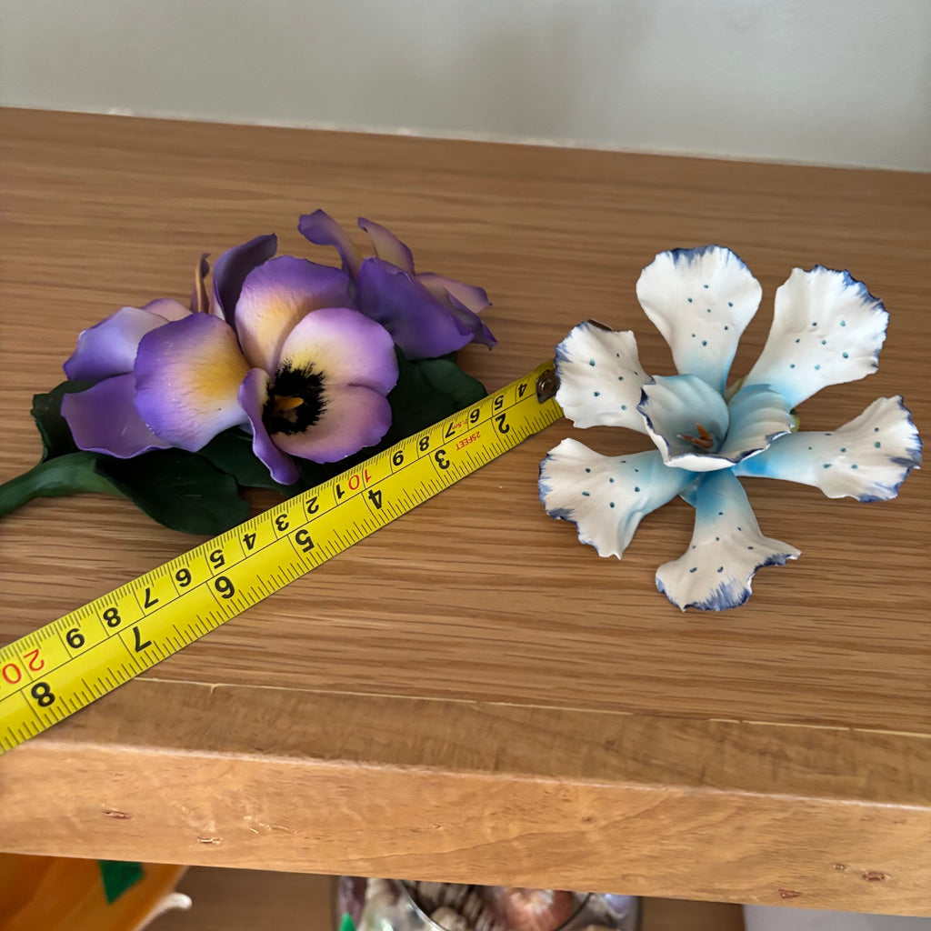 D107 Set of 2 vintage Capodimante ceramic flowers (purple flower has one broken petal)