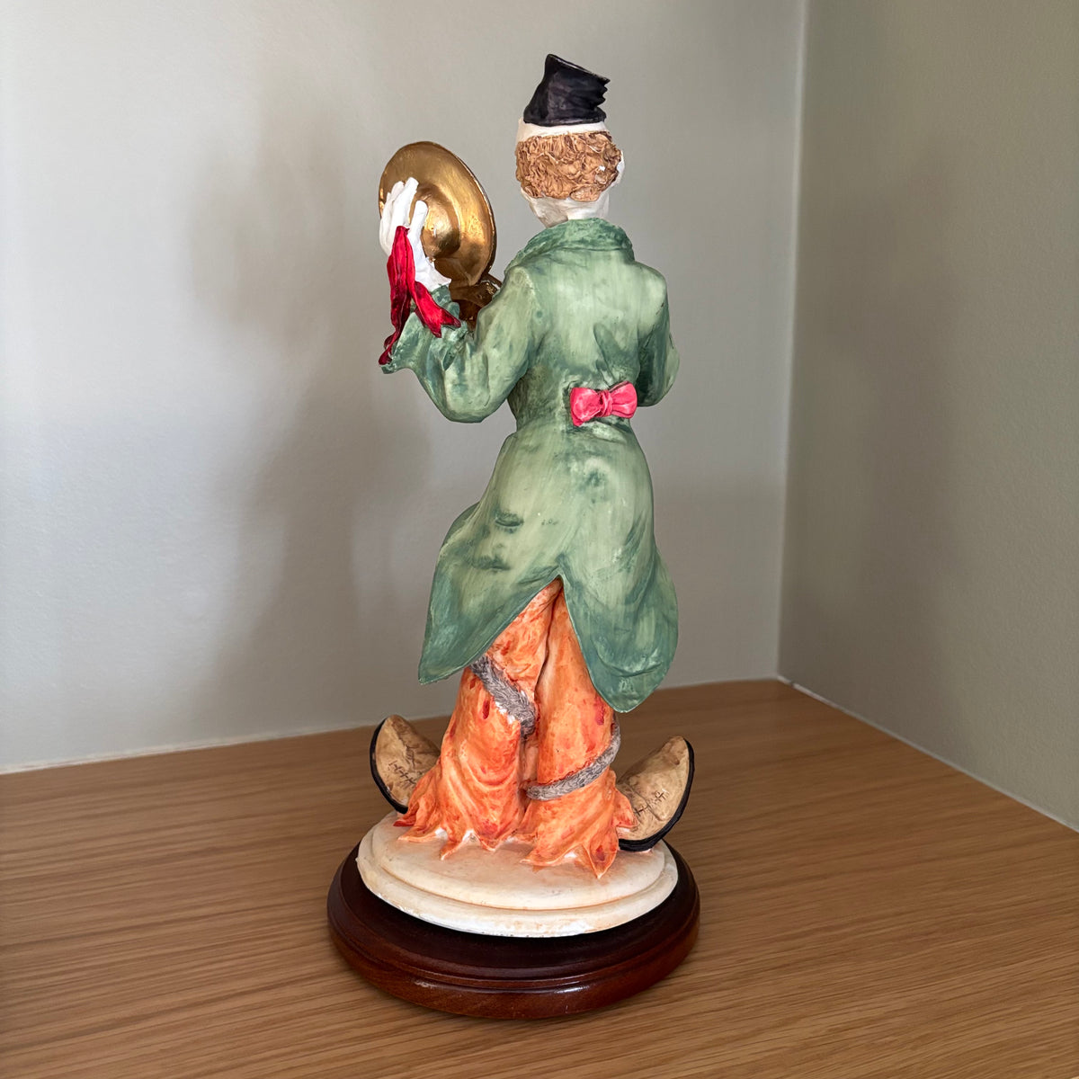 D109 Vintage Leonardo Collection Davar Original clown
