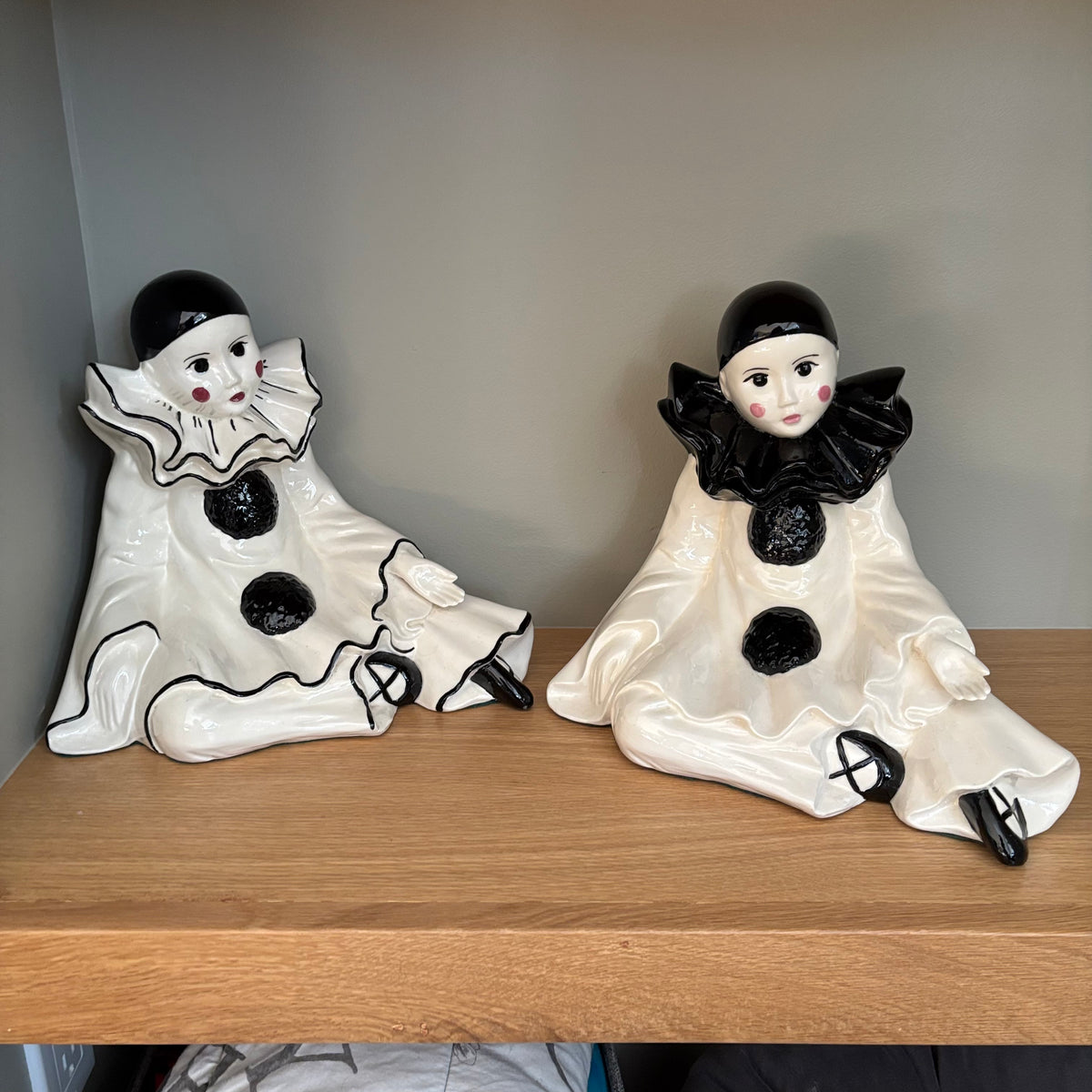 D111 Set of 2 vintage Pierrot ceramic clown statues (10” tall)