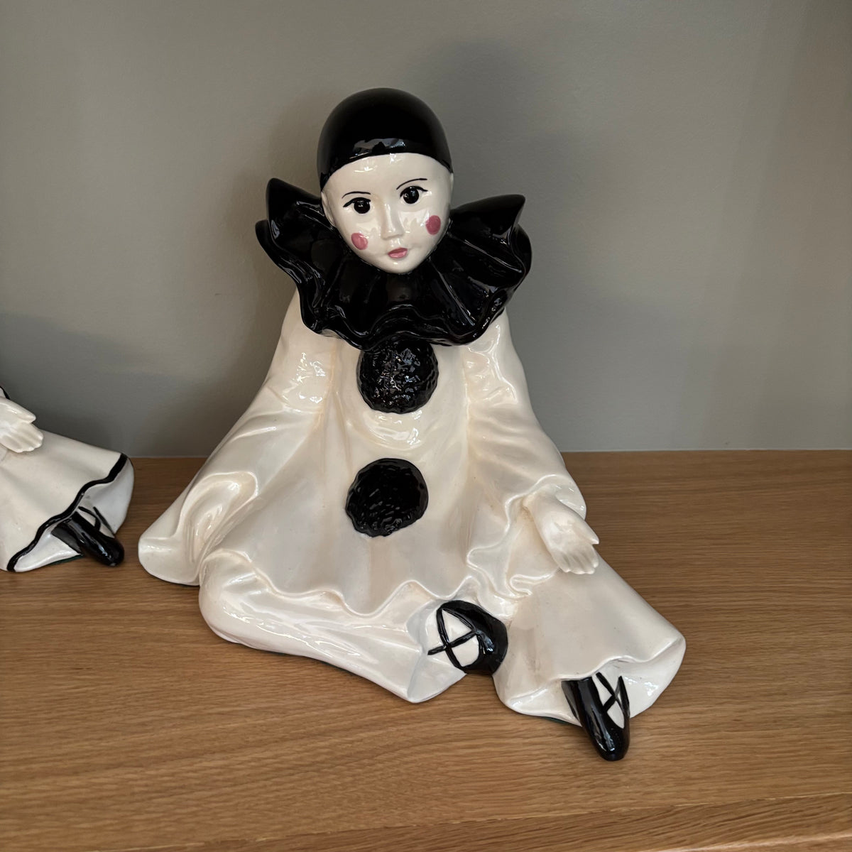 D111 Set of 2 vintage Pierrot ceramic clown statues (10” tall)