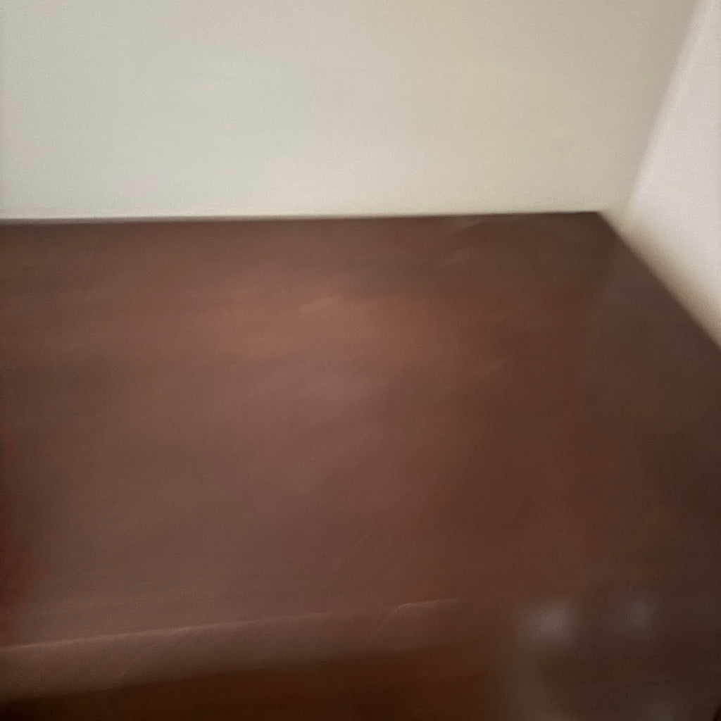 D112 Dark wood 3 drawers under night stand