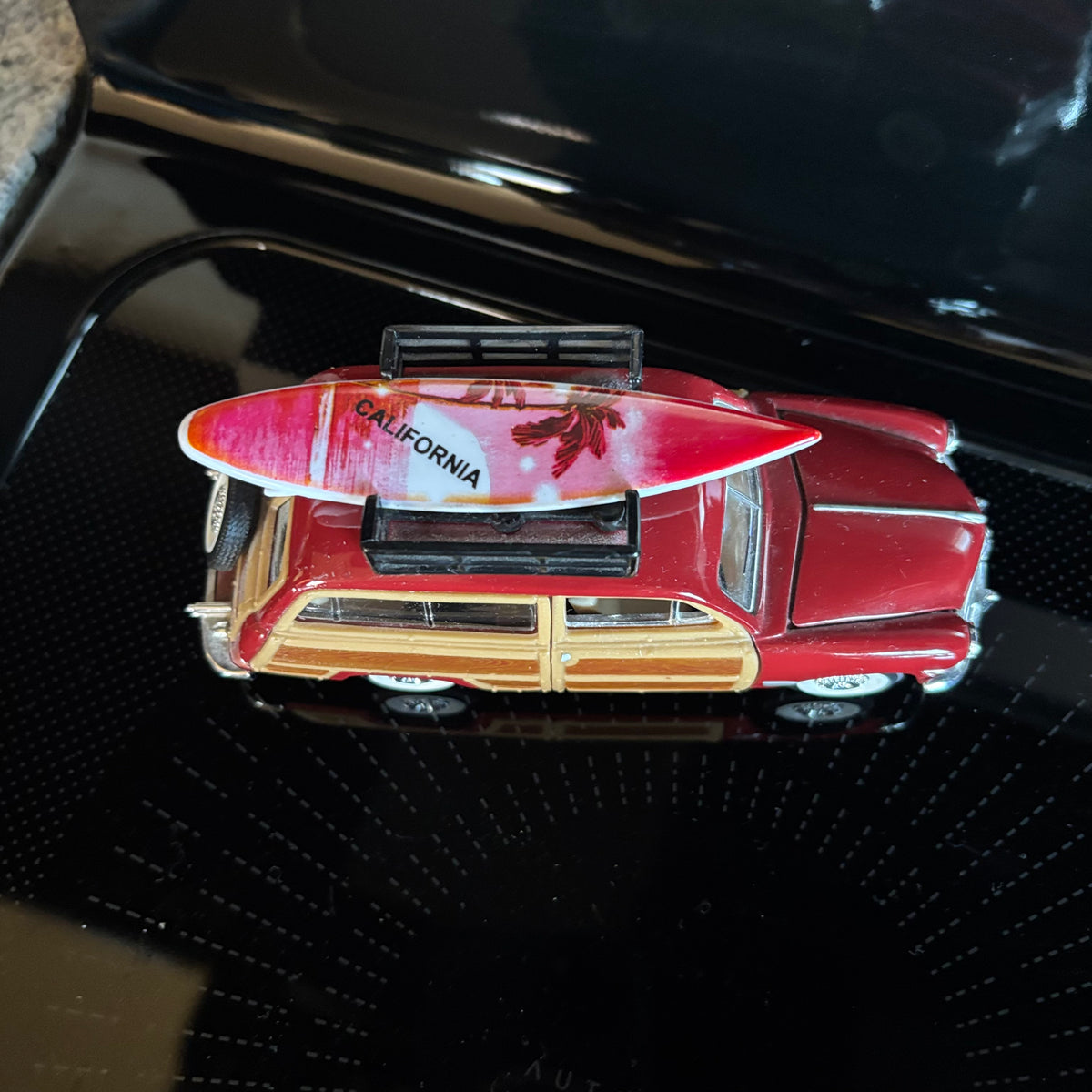 D117 Vintage car grouping (Ford Woody station wagon and Franklin Mint Cadillac)