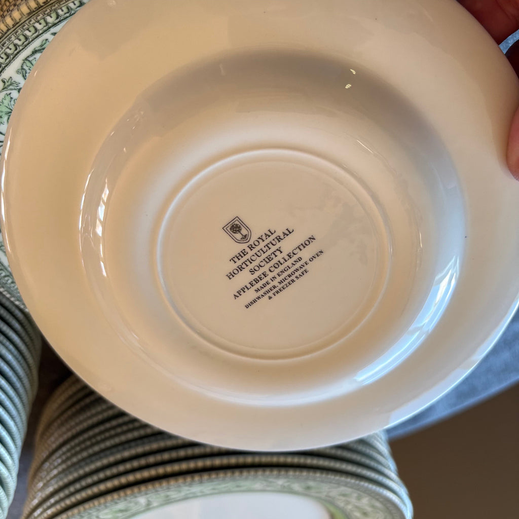 D118 China Grouping (The Royal Horticultural Society Applebee Collection)