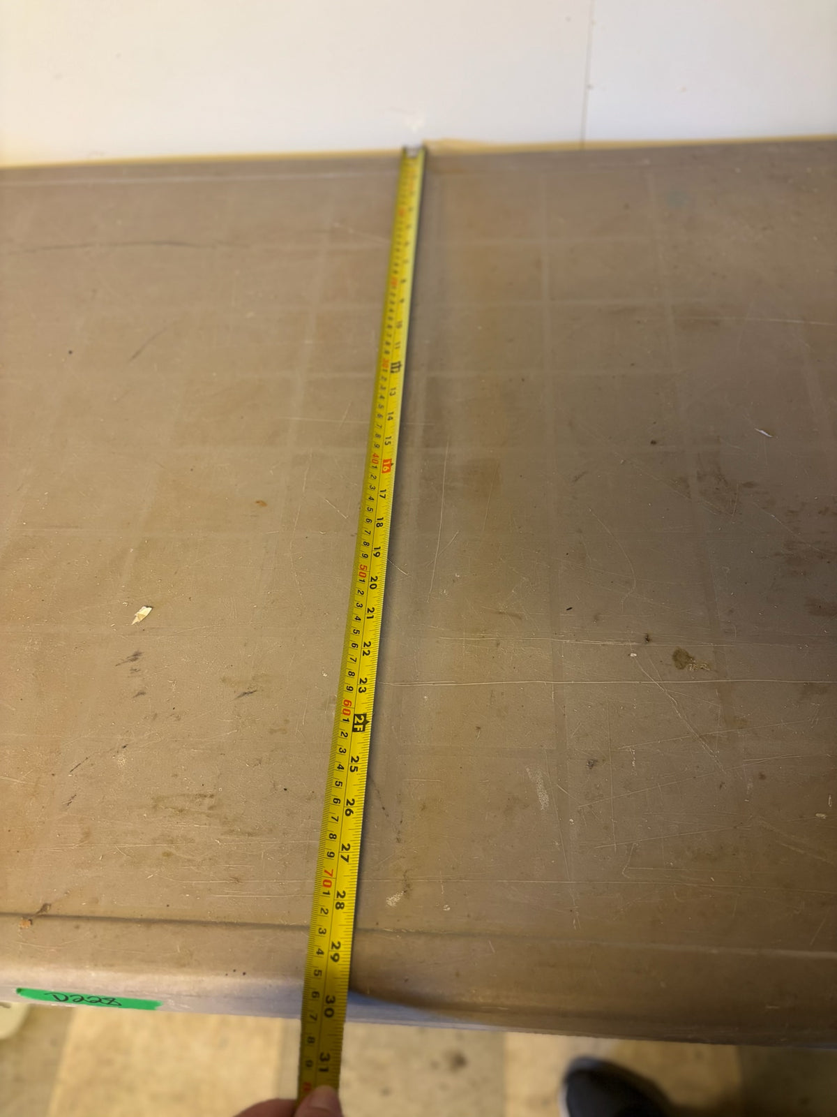 D228 6ft follding plastic table