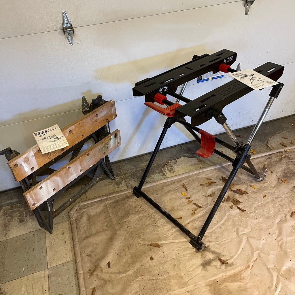 D335 Set of 2 workbenches (Craftsman Universal Bench Top and Black & Decker Ultimate Gripmate)