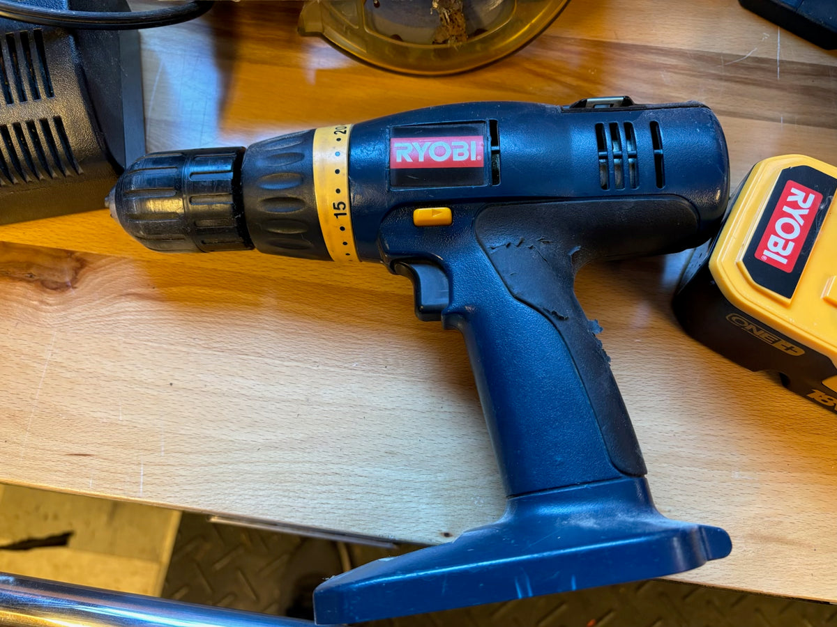 D234 Ryobi Tool Grouping (saw and more)