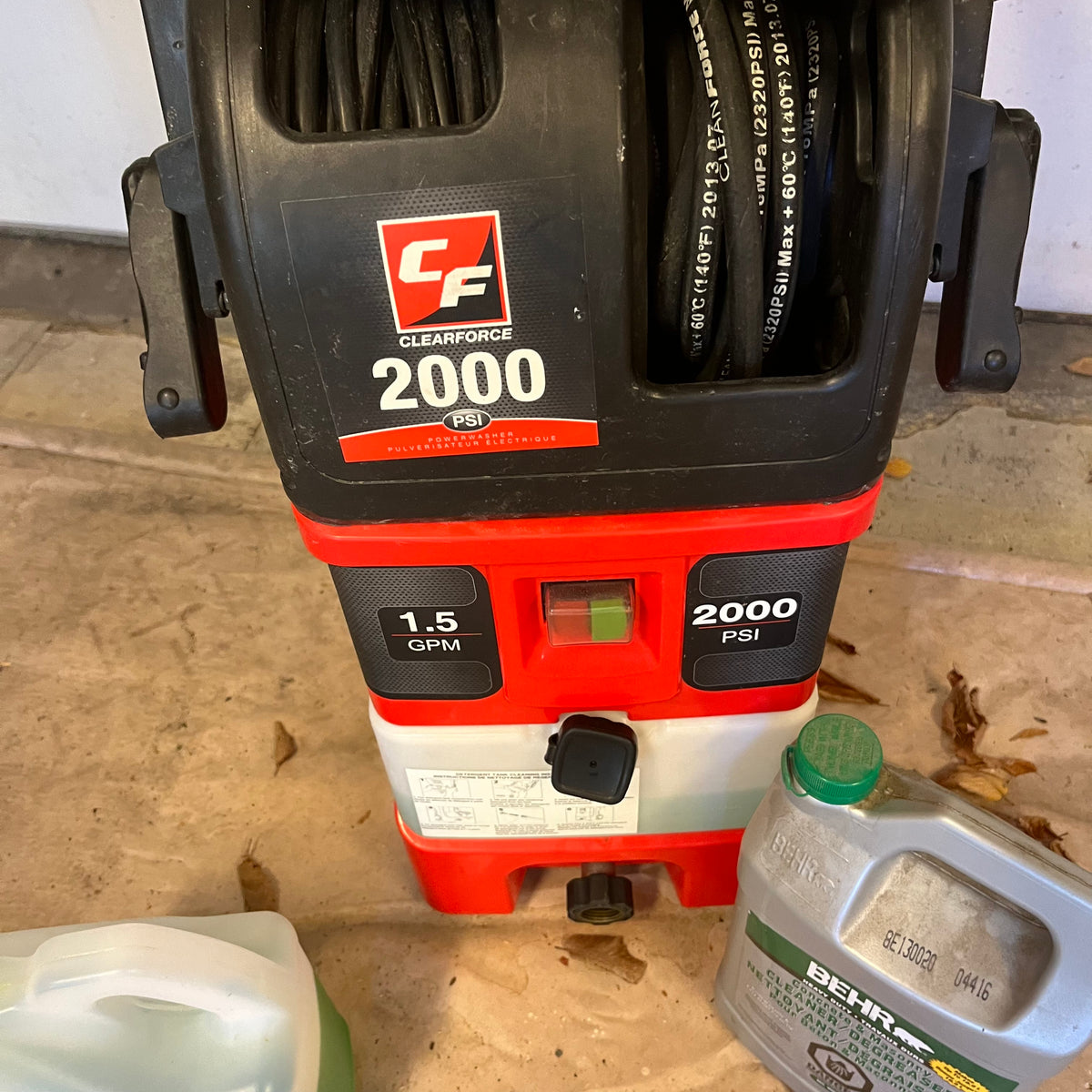 D339 CF Clearforce 2000PSI pressure washer with two gallons of Behr liquid wash