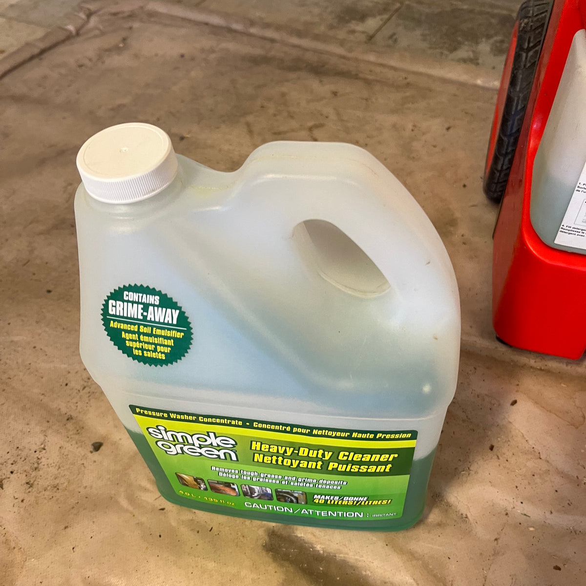 D339 CF Clearforce 2000PSI pressure washer with two gallons of Behr liquid wash
