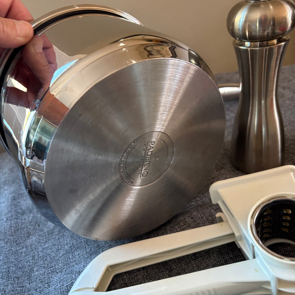 D129 Kitchen Grouping (grinder and more) ***pizza stone is well used