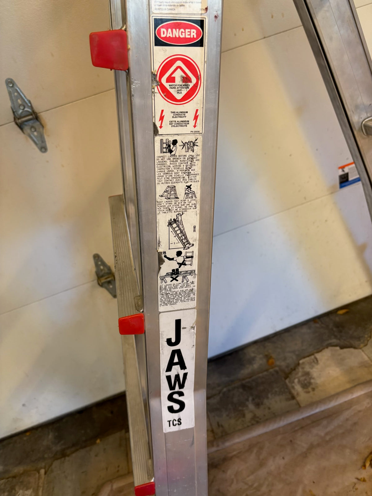 D242 Little Giant Ladder System