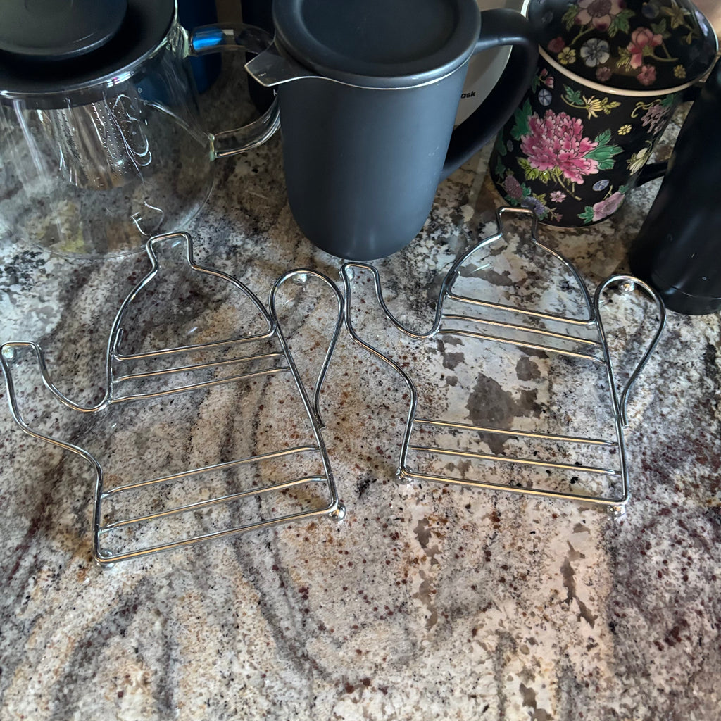 D138 Kitchen Grouping (travel mugs and more)