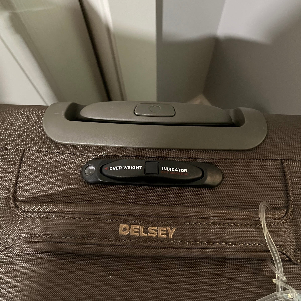 D353 Delsey luggage grouping