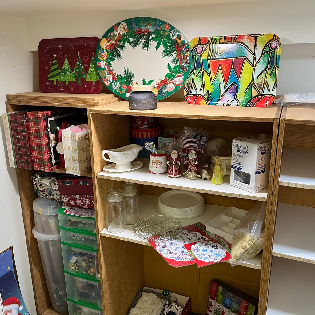 D357 Christmas Grouping (giftwrap and more)