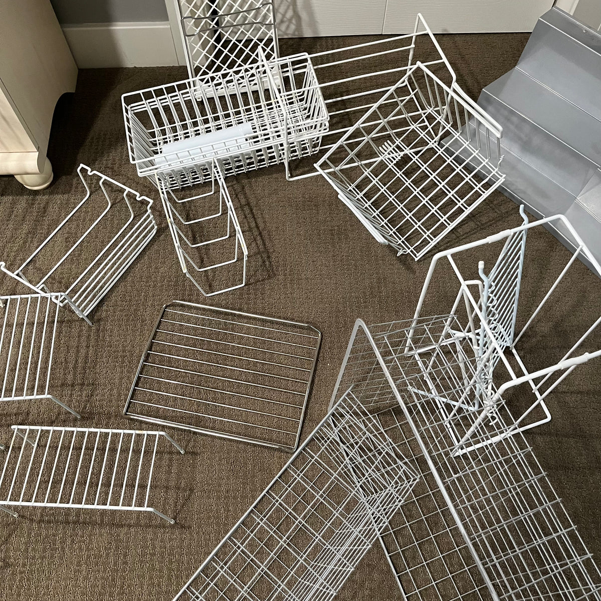 D358 Wire basket storage grouping