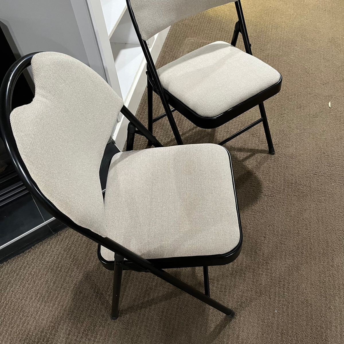 D359 Set of 2 folding chairs