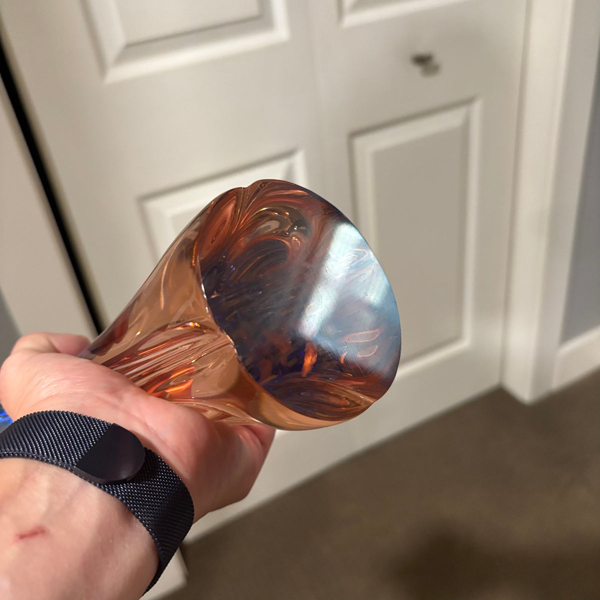 D143 Set of 2 vintage art glass vases